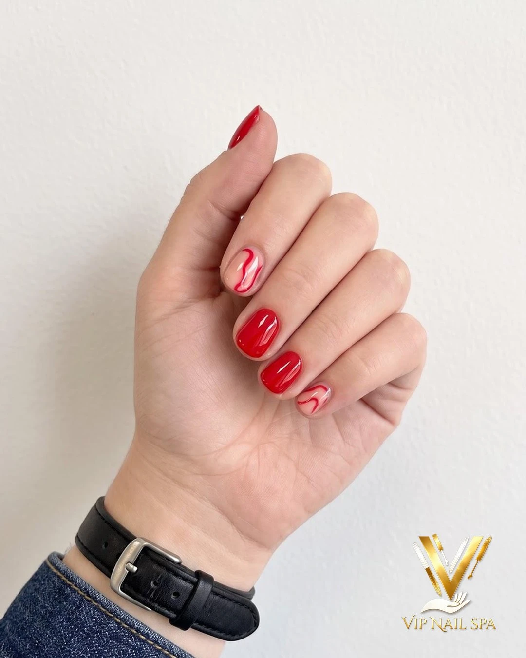 September nail trends and seasonal nail designs